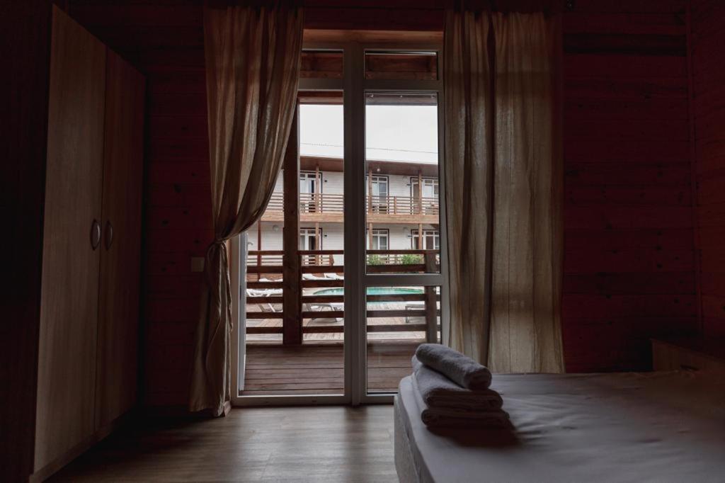 Guest House Amshin Tsandrypsh Exterior photo